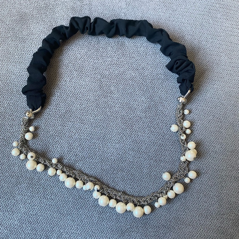 [Ann Taylor] Headband with Pearls